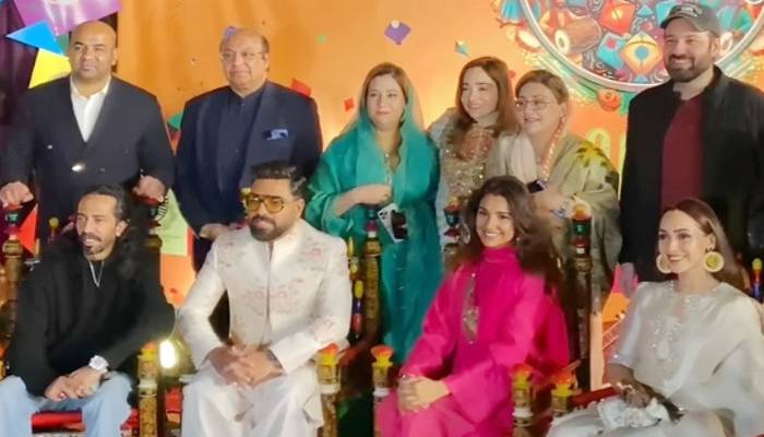 شوبزستارےبھی بسنت کے رنگوں میں رنگ گئے