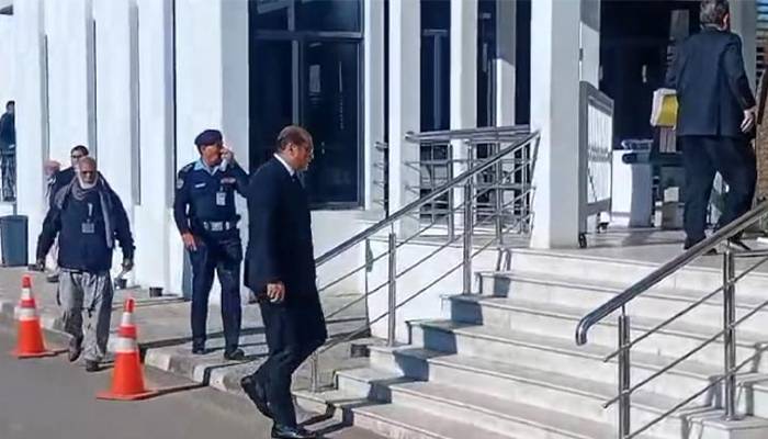 فرینڈآف کورٹ نے عمران خان کو جیل میں طبی سہولیات سے متعلق عدالت کو کیا بتایا؟