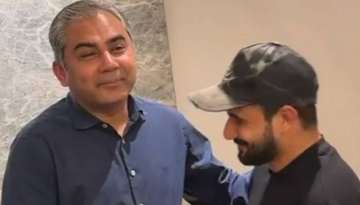 چیئرمین پی سی بی کی کولمبو میں قومی کرکٹ ٹیم کے کھلاڑیوں اور مینجمنٹ سے ملاقات