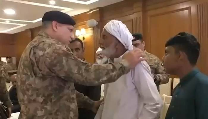 دفاع وطن میں عظیم قربانی دینے والے شہداء پاکستان کو سلام 