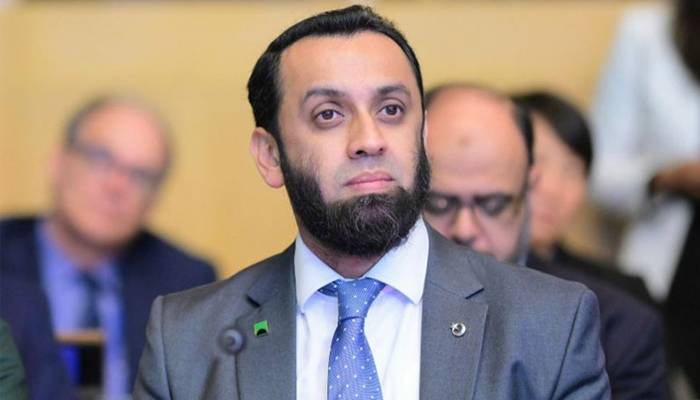 عطاتارڑنے عمران خان سے ڈیل کی خبروں کو مسترد کردیا
