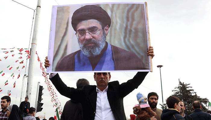 مجتبیٰ خامنہ ای سےپاسداران انقلاب اورمسلح افواج کا مکمل وفاداری کا اعلان