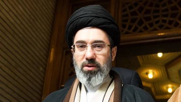 اسرائیلی حملے میں زخمی ہونے والے مجتبیٰ خامنہ ای کی ماسکو میں سرجری ہوگئی، برطانوی اخبار کا دعویٰ