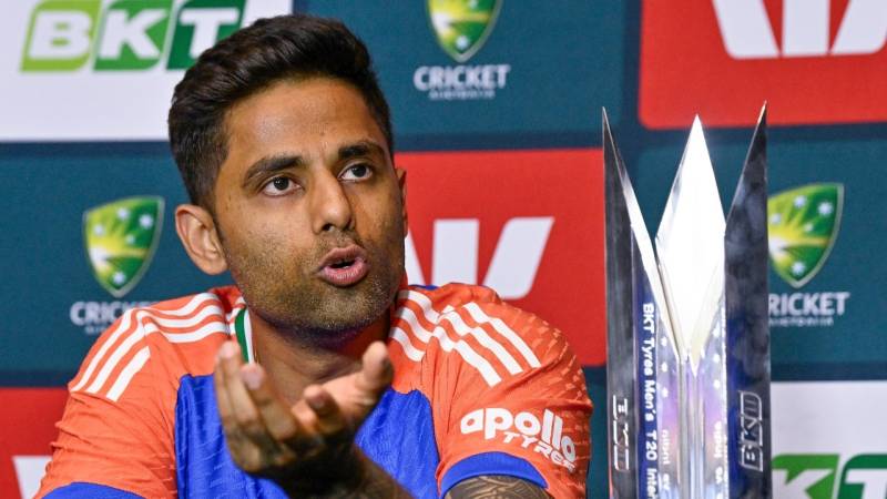 بھارت کے پاس 2 سے 3 انٹرنیشنل ٹی 20 ٹیموں جتنا ٹیلنٹ موجود ہے،  سوریا کمار یادیو