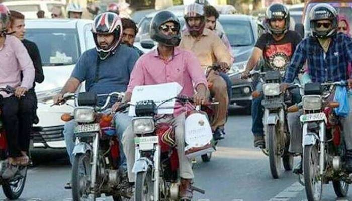 حکومت کا موٹر سائیکل، رکشہ کیلئے ایندھن کوٹہ سسٹم متعارف کرانے کا فیصلہ 