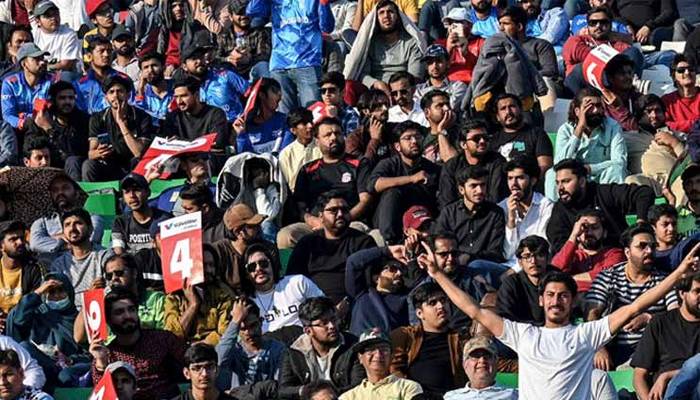 پی ایس ایل فرنچائزمالکان کی وزیراعظم سے اسٹیڈیم میں شائقین کی واپسی کی اپیل
