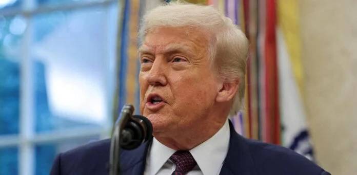 صدر ٹرمپ کا ایک بار پھر پاک بھارت جنگ رکوانے کا دعویٰ، شہباز شریف کی تعریف