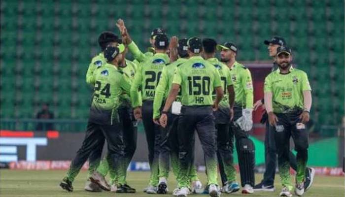 پی ایس ایل11: لاہور قلندرز کے کھلاڑیوں نے پی سی بی سیکیورٹی پروٹوکول توڑ دیئے