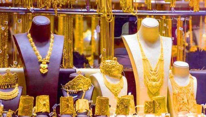 سونے کی فی تولہ قیمت میں 3900 روپے کا بڑا اضافہ