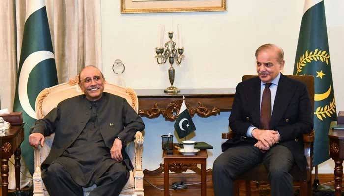صدر سے وزیرِ اعظم کی ملاقات، قومی سلامتی کی صورتحال پر تفصیلی تبادلہ خیال کیا