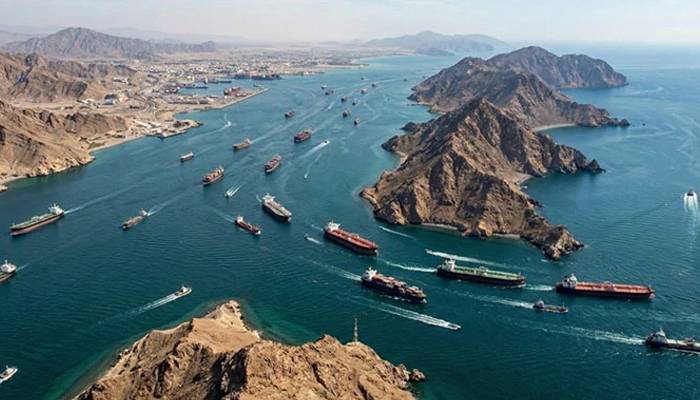 ایران نے انسانی بنیادوں پر آبنائے ہرمز سے سامان کی ترسیل کی اجازت دیدی
