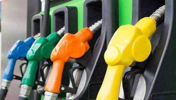 پٹرولیم مصنوعات کی قیمتوں میں 95 روپے فی لیٹر کمی کا امکان 