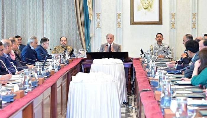 امریکا اور ایران کو دہائیوں بعد آمنے سامنے لانے میں پاکستان نے اہم کردار ادا کیا، شہباز شریف