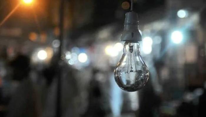شام 5 بجے سے رات 1 بجے تک پیک آورز میں تقریباً 2.25 گھنٹے بجلی بند کی جائے گی، ترجمان پاور ڈویژن 