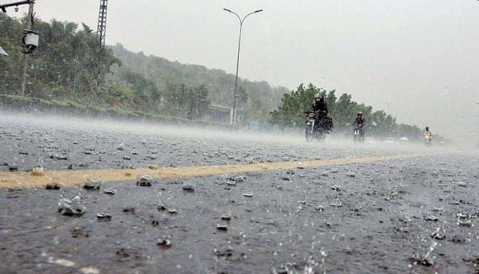 ملک کے مختلف حصوں میں گرج چمک کے ساتھ بارش کی پیشگوئی، الرٹ جاری 