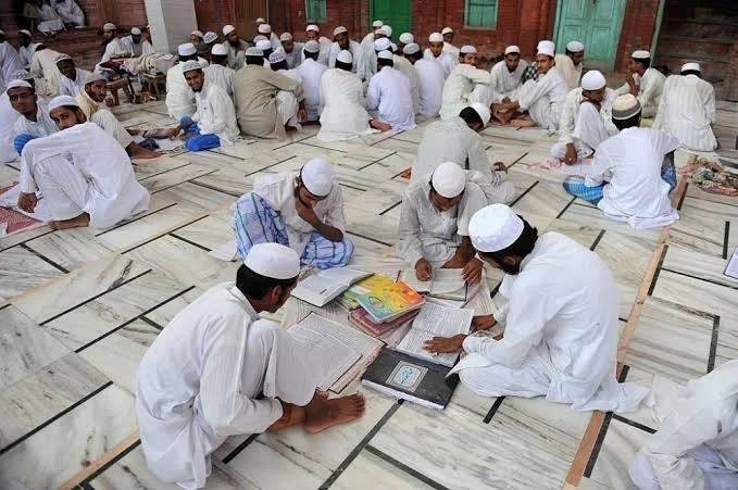 افغانستان کے مدارس میں دیوبندی نصاب کا نفاذ