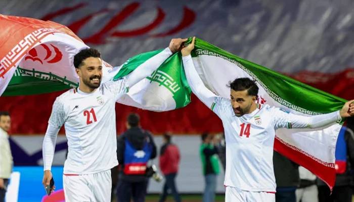 فٹبال ورلڈ کپ میں فیفا ایرانی کھلاڑیوں کی حفاظت کی ضمانت دے، ایران 