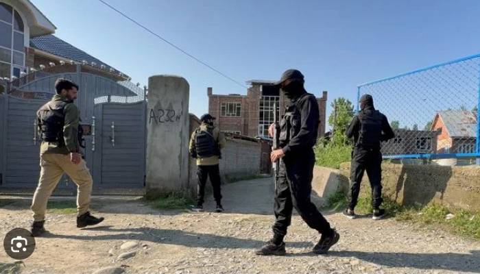 مقبوضہ کشمیر من گھڑت تحقیقات کے نام پر مقامی لوگوں کیخلاف کریک ڈاؤن تیز
