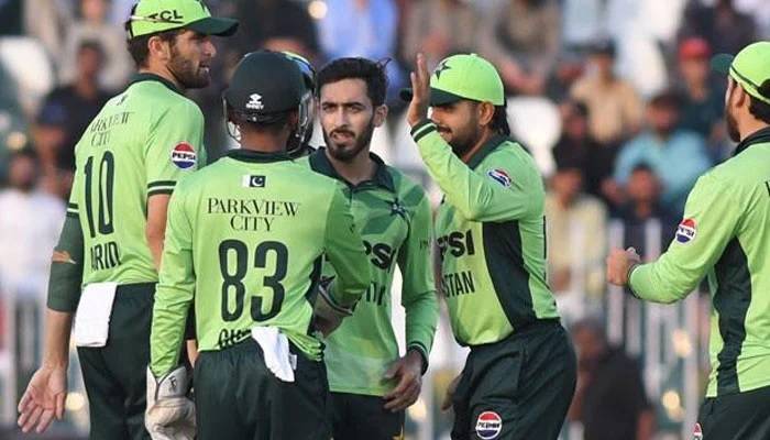 پاکستانی کرکٹر عرفات منہاس نے اپنے پہلے ہی میچ میں تاریخ رقم کر دی