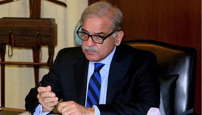 وزیراعظم شہباز شریف نے بجٹ 2026-27 کی دستاویزات پر دستخط کر دیے
