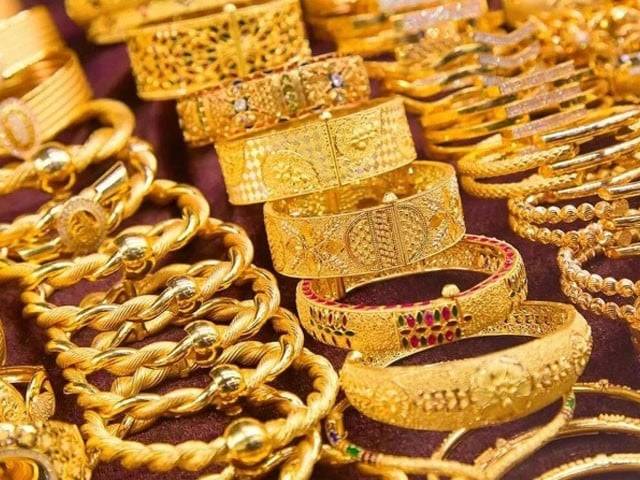 سونے کے خریداروں کیلئےخوشخبری، قیمتوں میں ہزاروں روپے کی کمی