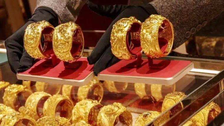 مسلسل کمی کے بعد سونے کی قیمت میں بڑا اضافہ