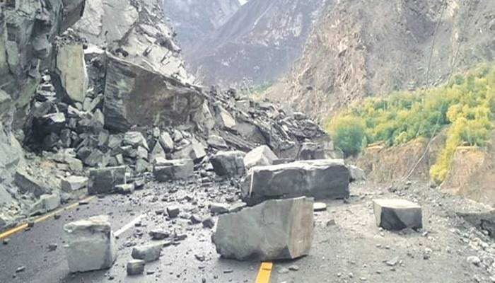این ڈی ایم اے  نےبارشوں ،زمینی کٹاؤ کی وجہ سے لینڈ سلائیڈ نگ کا الرٹ جاری کردیا