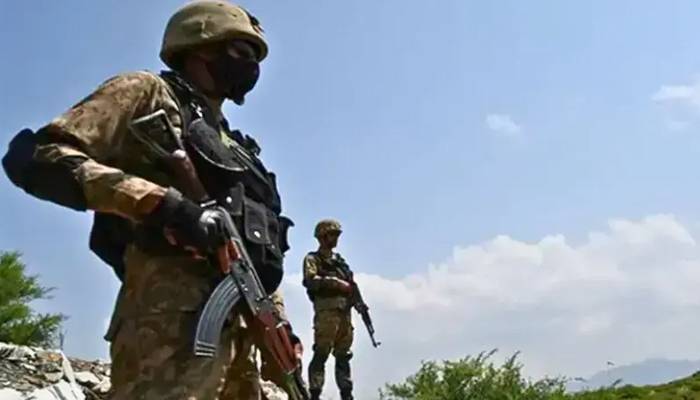 بلوچستان : این-25 پر فتنہ الہندوستان کے دہشتگردوں کے خلاف آپریشن، 19 ہلاک،11 جوان شہید