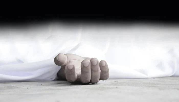 لاہور: ٹیوشن سینٹر کے باتھ روم سے 10 سالہ بچی کی لاش ملنے کا مقدمہ درج