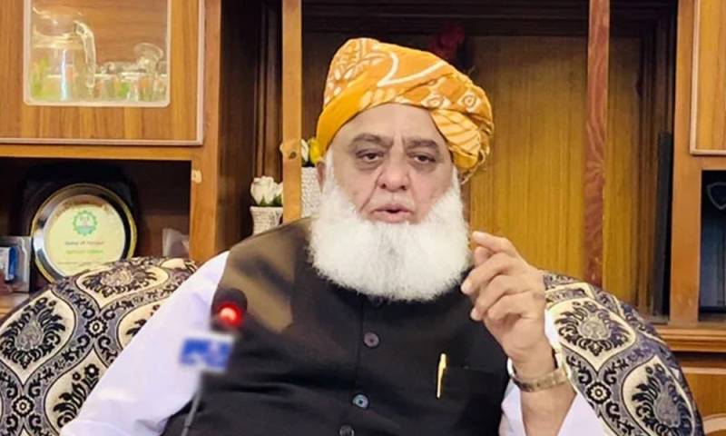 متنازع تقریر پر عدالت نے مولانا فضل الرحمان کو طلب کر لیا