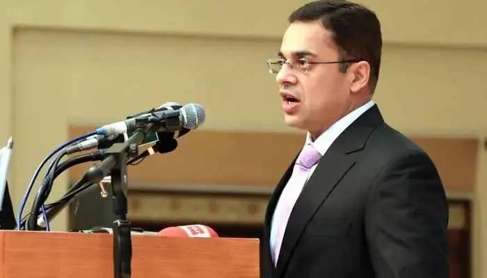پیٹرولیم مصنوعات کے وافر ذخائر موجود، مصنوعی قلت برداشت نہیں کی جائے گی: احد چیمہ