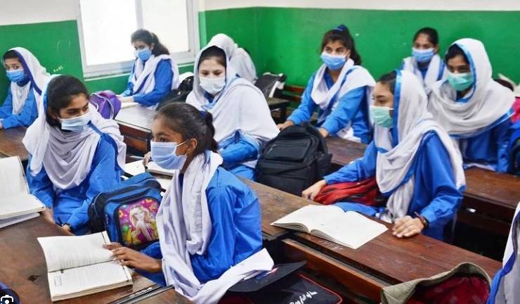 پنجاب حکومت کا سیکڑوں ہائی سکولوں کو ہائر سیکنڈری میں اپ گریڈ کرنے کا فیصلہ