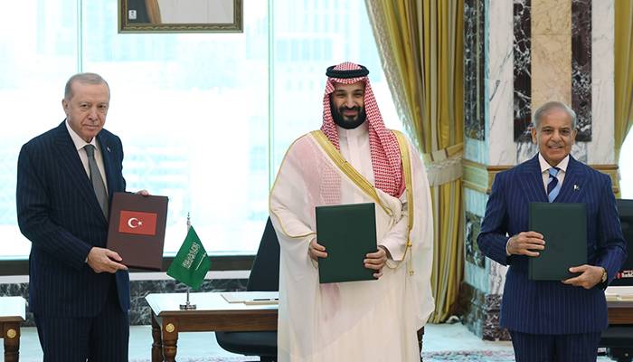 پاکستان ، سعودی عرب اور ترکیہ کے درمیان مکہ مشترکہ دفاعی معاہدے پر دستخط
