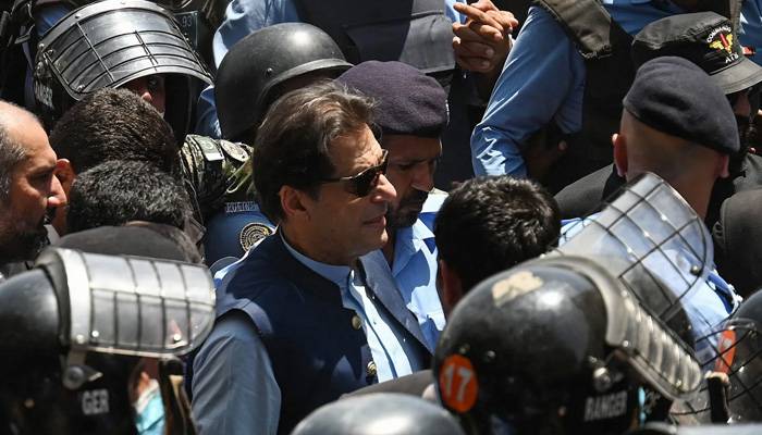 عمران خان کی اسپتال منتقلی، سیکیورٹی انتظامات کیلئے اہم اجلاس