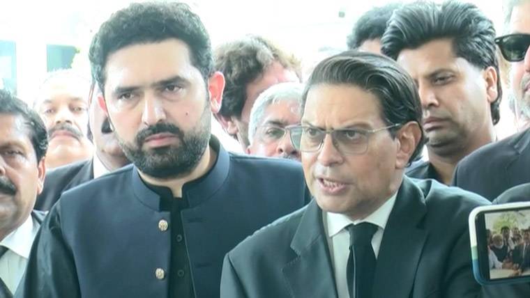 کسی صورت عمران خان کی صحت پر سیاست نہیں کی جائے گی، پی ٹی آئی