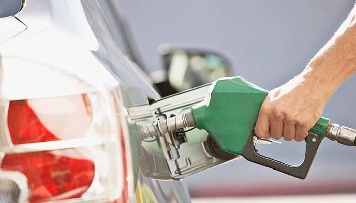 پیٹرول اور ڈیزل کی قیمتوں میں ایک بار پھر بڑا اضافہ