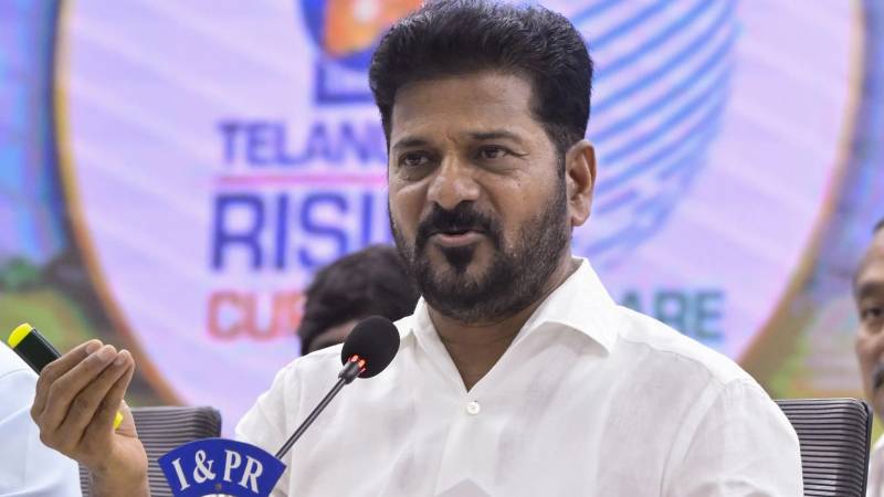 امریکا میں آر ایس ایس سربراہ کے دورے کو خطرہ، تلنگانہ کے وزیراعلیٰ کو امریکا جانے سے روک دیا گیا