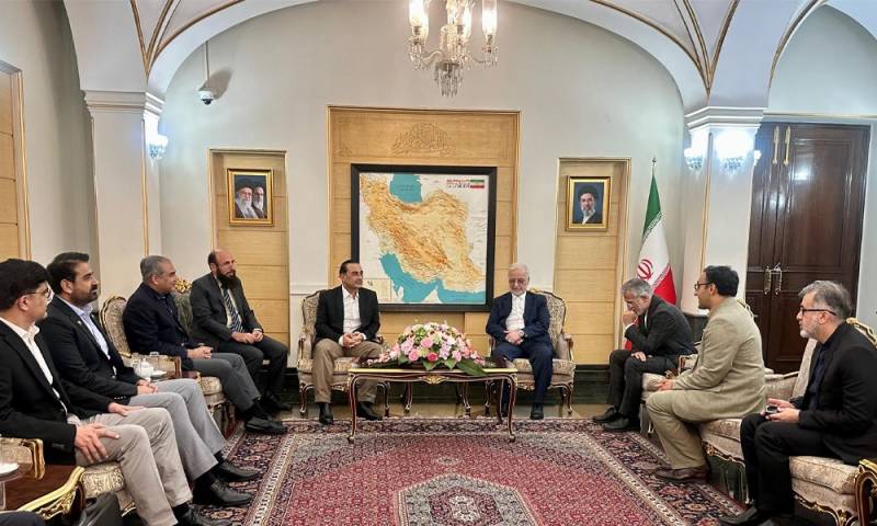فیلڈ مارشل عاصم منیر کا دورہ ایران، عالمی میڈیا میں پاکستان کے سفارتی کردار کی پذیرائی
