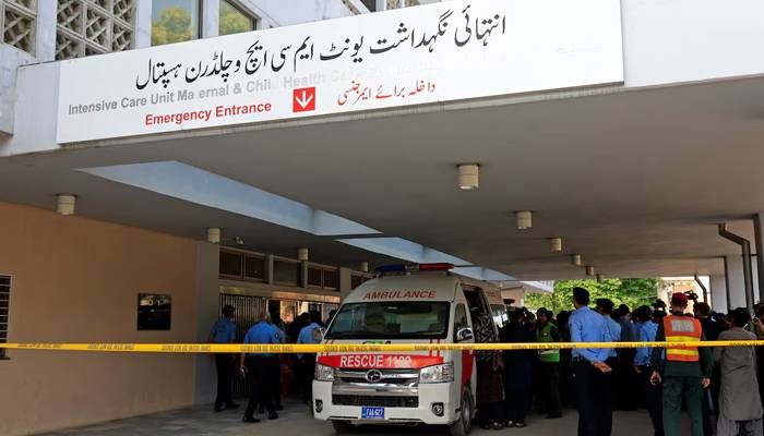 سانحہ پمز: انکوائری کمیٹی نےاسپتال کے 30 سے زائد ملازمین کے بیانات قلم بند کر لیے