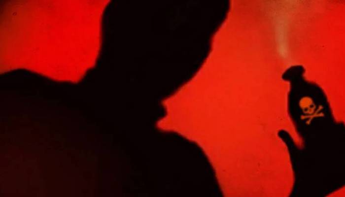 کراچی میں نامعلوم افراد نے خاتون پر تیزاب پھینک دیا