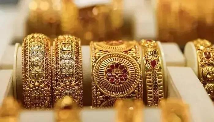سونے کی قیمت میں بڑی کمی 