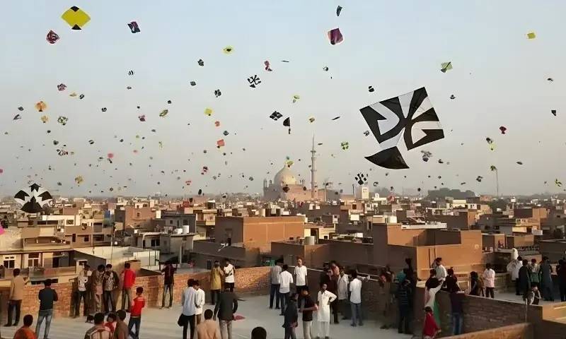 2 بسنت کی تاریخیں فائنل، 12 سے 14 مارچ 2027 کے بعد پتنگ بازی پر پابندی ہوگی، سیکرٹری داخلہ