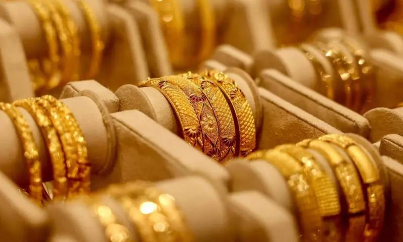 سونے کی قیمت میں معمولی اضافہ، فی تولہ 4 لاکھ 57 ہزار 136 روپےکا ہوگیا