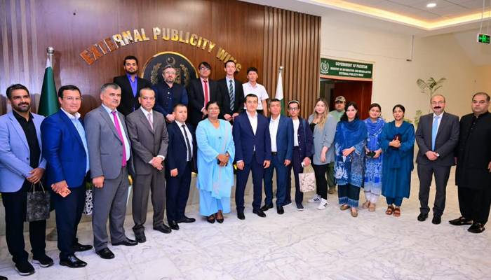 ازبکستان کا 10 رکنی میڈیا وفد سات روزہ دورے پر پاکستان پہنچ گیا