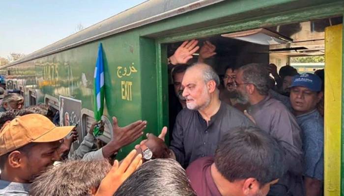 جماعت اسلامی کا وزیر اعظم سے ملاقات تک لانگ مارچ موخر کرنے کا اعلان 