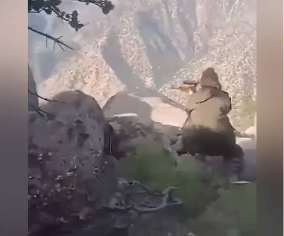 افغانستان میں طالبان مخالف حملوں کا دائرہ وسیع، مختلف صوبوں میں کارروائیاں جاری