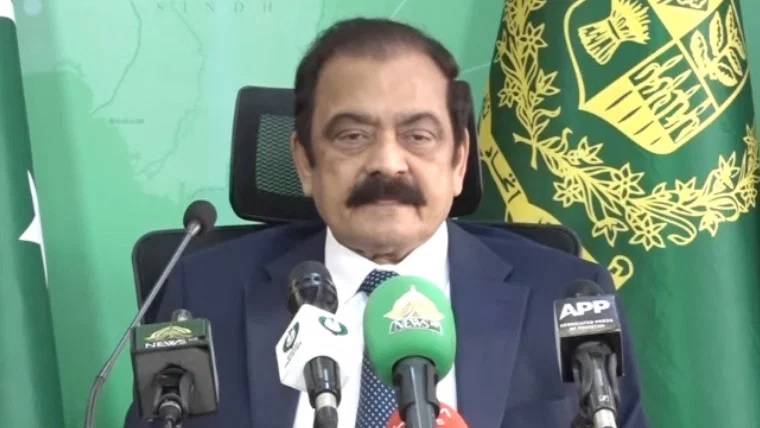 حکومت مذاکرات کیلئے تیار، ریاست کو یرغمال بنا کر مطالبات تسلیم نہیں کرائے جا سکتے: رانا ثناء اللہ
