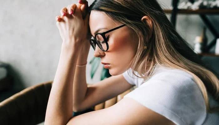  خواتین مردوں کے مقابلے میں زیادہ درد محسوس کرتی ہیں، عالمی تحقیق میں انکشاف