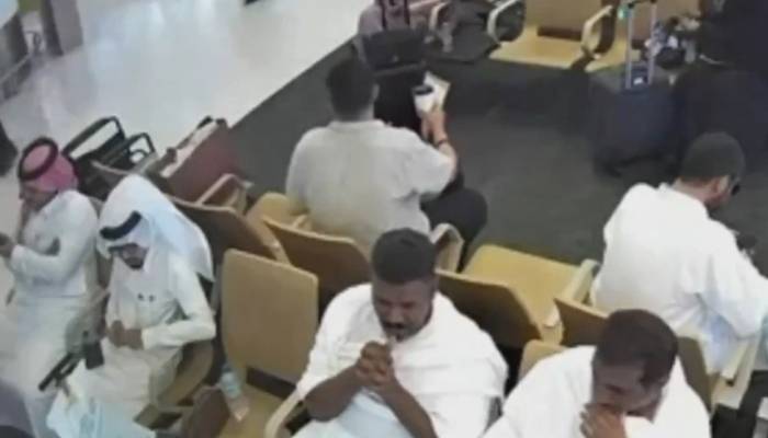 ریاض ایئر پورٹ پر حوثیوں کے حملے کی سی سی ٹی وی فوٹیج سامنے آگئی