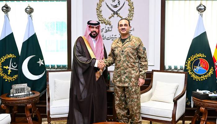 فیلڈ مارشل عاصم منیر سے سعودی سفیر کی ملاقات،باہمی دلچسپی کے امور پر تبادلہ خیال
